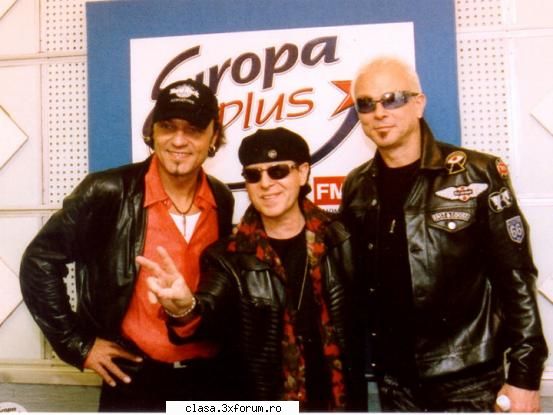 Rock music (real ROCK) necesits serious knowlege of human obedience... - Monik - Shituri importante ...